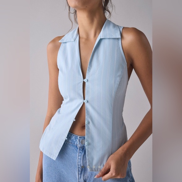 Urban Outfitters Party Girl Cotton Blend Button Down Sleeveless Top in Blue - Picture 2 of 7